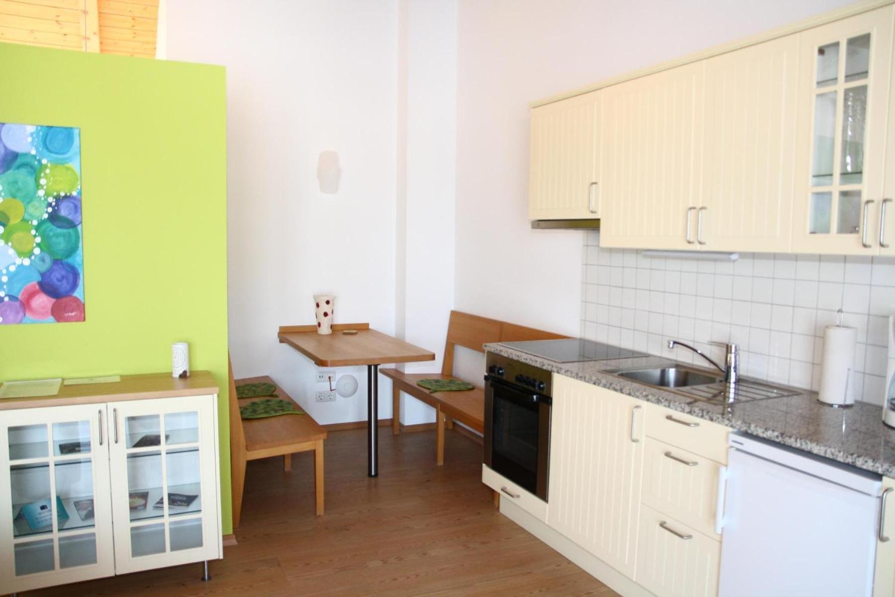 מלון צוויזל Lindenhaus מראה חיצוני תמונה