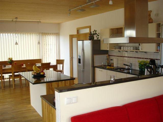 מלון צוויזל Lindenhaus מראה חיצוני תמונה